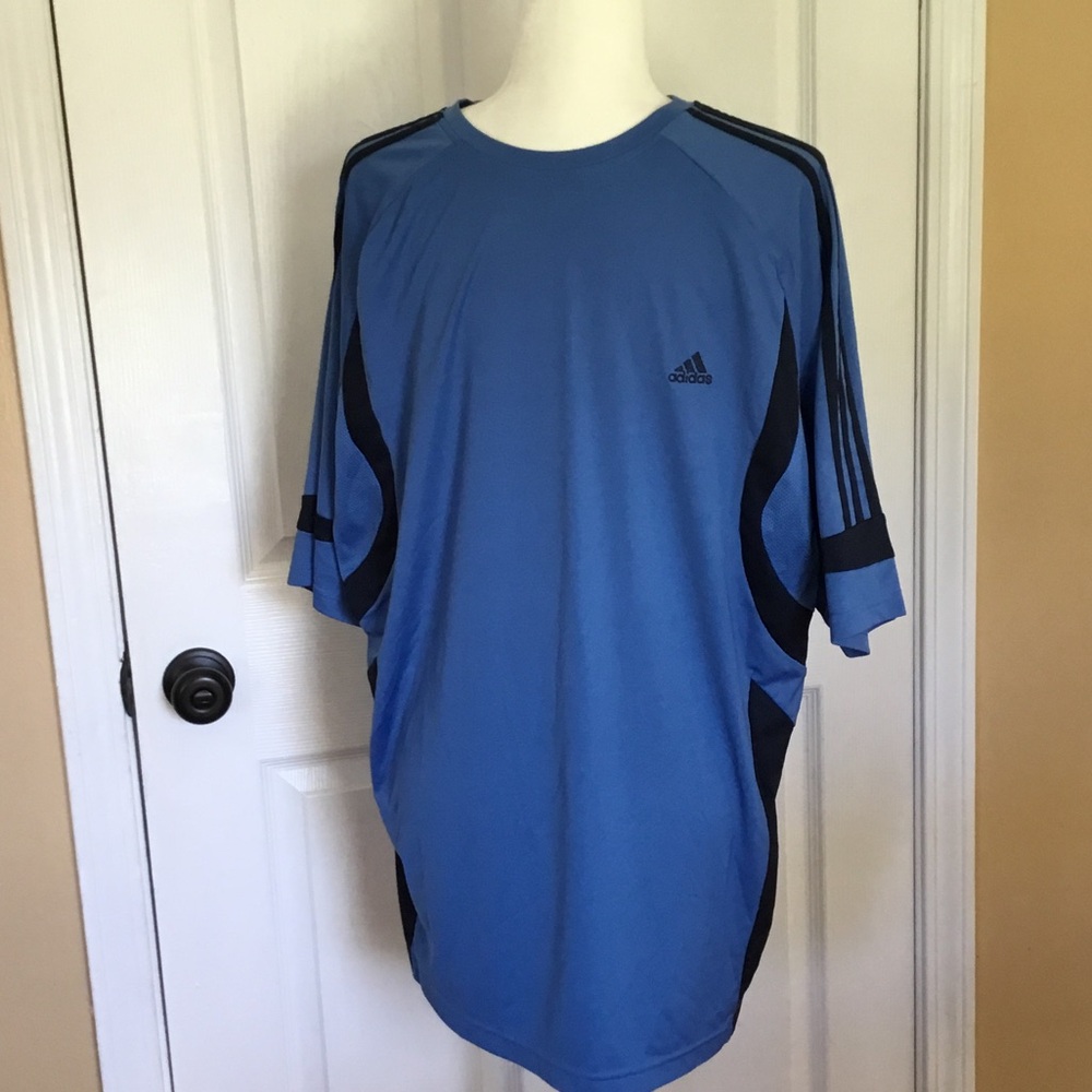 Adidas Men’s Light Blue Athletic Jersey with Navy Accents Size XL